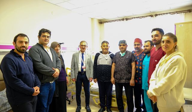 Sivas'ta ECMO cihazı destekli ameliyatla 60 yaşındaki kalp hastası sağlığına kavuştu