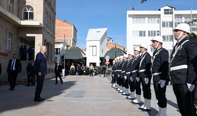 TBMM Başkanı Kurtulmuş, Aksaray Valiliğini ziyaret etti