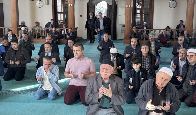 Tekirdağ'ın kurtuluşunun 103. yıl dönümü ve şehitler için mevlit programı düzenlendi