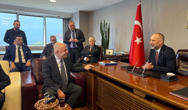 Zafer Partisi Genel Başkanı Özdağ, Zonguldak'ta temaslarda bulundu