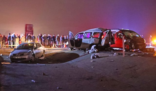 Mardin Ömerli’de zincirleme kaza: 4 ölü, 5 yaralı