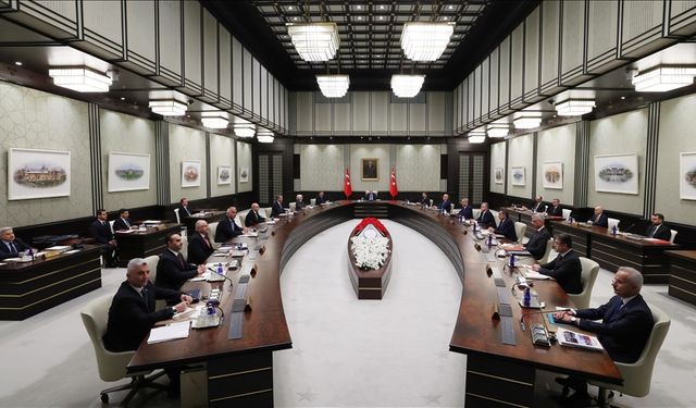 Kabine Beştepe’de Toplanıyor: Gündemde Terörsüz Türkiye, Dış Politika ve Ekonomi