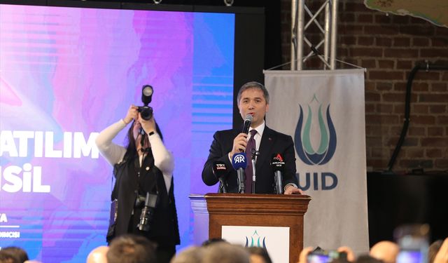 Almanya'da Uluslararası Toplum Akademisi başladı