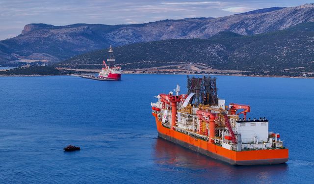 Bakan Bayraktar, 6. sondaj gemisinin Karadeniz'de görev yapacağını bildirdi