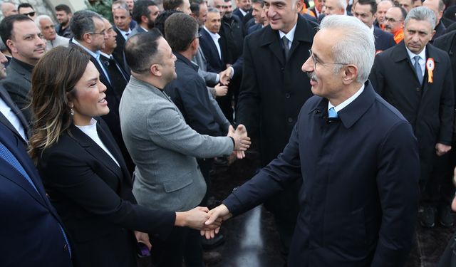 Bakan Uraloğlu, Antalya-Alanya Doğu Çevre Yolu ve Demirtaş Kavşağı'nın açılışında konuştu: