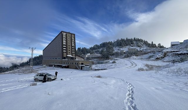 Bolu'nun yüksek kesimlerinde kar kalınlığı 10 santimetreye ulaştı