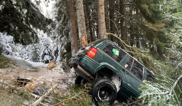 Giresun'da uçuruma düşen cipteki 5 kişi yaralandı