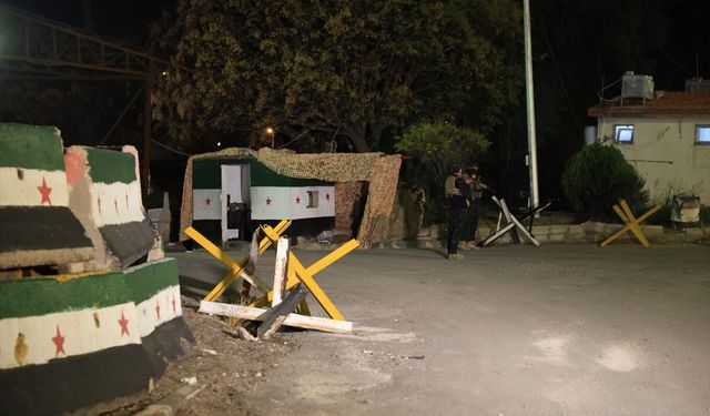 GÜNCELLEME - Suriye'nin başkenti Şam'da patlama sesleri duyuldu