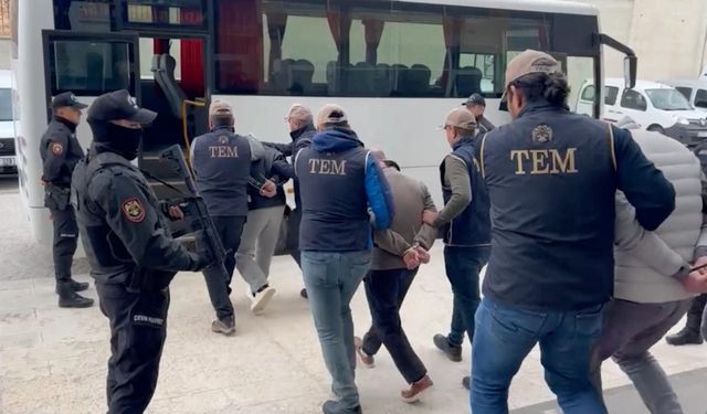 Kırşehir'de terör örgütü DEAŞ'a yönelik operasyonda 10 zanlı tutuklandı