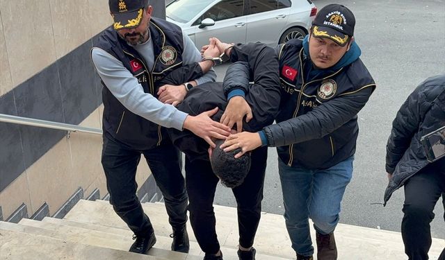 Küçükçekmece'de uygulamadan kaçan şüphelinin aracıyla çarptığı kadın hastanede öldü