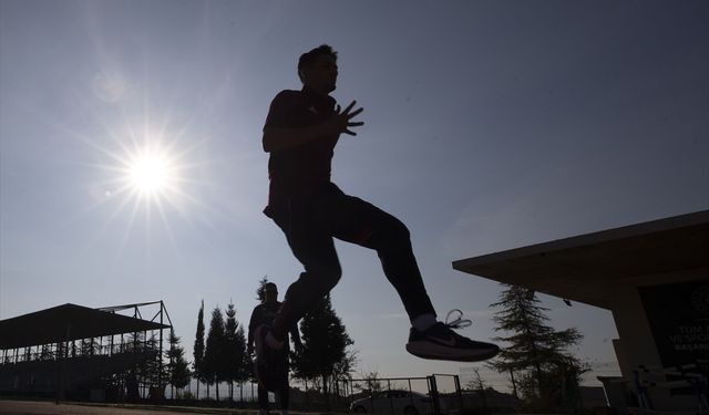 Milli atlet Koray Uygun, antrenör babasıyla dünya şampiyonasına hazırlıyor