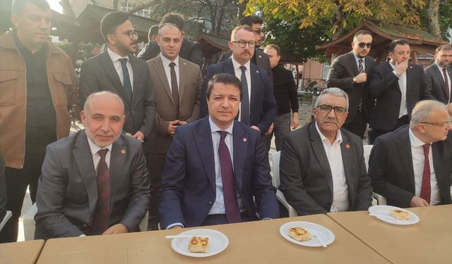 Saadet Partisi Genel Başkanı Arıkan, Kocaeli'de partisinin ilçe kongresine katıldı
