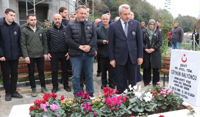 Şehit Teğmen Ceyhun Kalyoncu, şehadetinin 1. yılında mezarı başında anıldı