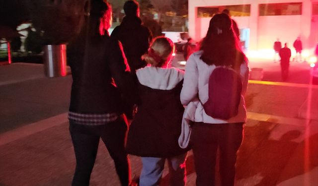 Siirt'te bir kadının evinde bıçaklanarak öldürülmesine ilişkin komşu çift tutuklandı