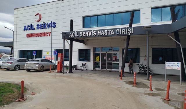 Sinop'ta kereste atölyesinde hızar makinesine kolunu kaptıran işçi ağır yaralandı