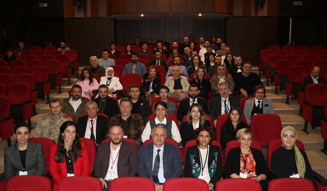 Trabzon'da 'Afet Bilinci 100 Yıllık Deneyim ve Geleceğe Bakış' Sempozyumu tamamlandı