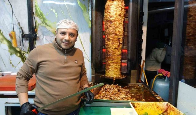 'Kadir Baba' akımı, Kilis'te esnafa renk kattı