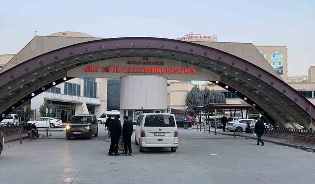 Siirt'te tahlil sonuçlarını değiştirdiği iddiasıyla 8'i sağlık çalışanı 30 kişi gözaltına alındı