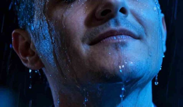 Ailesine ziyarete gelen genç sobadan sızan gazdan hayatını kaybetti