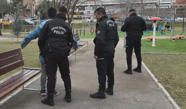 Aksaray'da 164 polisle 'Huzurlu sokaklar' uygulaması