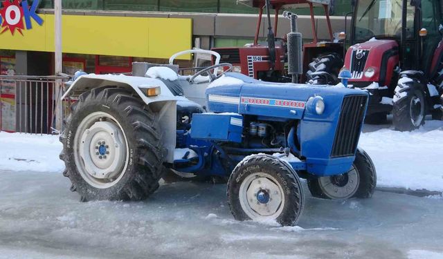 Ardahan dondu; Göle eksi 39,7'yi gördü