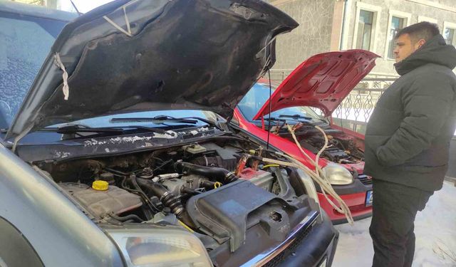 Ardahan'da Sibirya soğukları başladı, Göle eksi 36'yı gördü