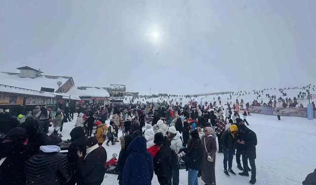 Erciyes'te sömestirin ilk gününde yoğunluk