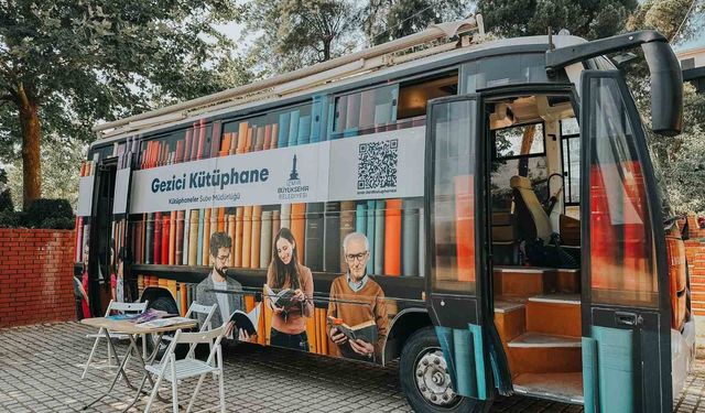 Gezici Kütüphane tatilde yollara çıkıyor