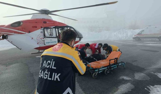 KOAH hastası ambulans helikopterle hastaneye sevk edildi