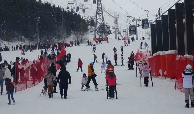 Palandöken'de kayak coşkusu