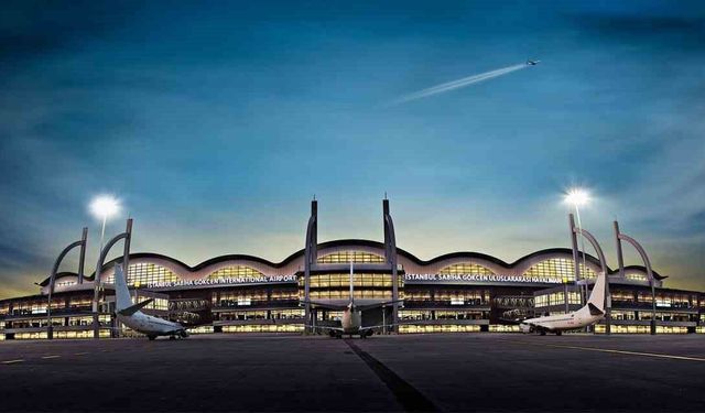 Sabiha Gökçen Havalimanı'nda uçuşlara kar ayarı