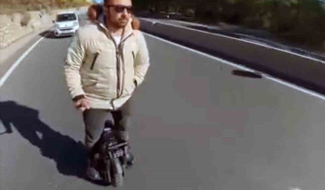 Sakar rampasında tek teker Scooter ile tehlikeli yolculuk
