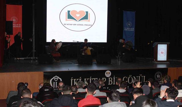 Siirt'te 'İki Kitap Bir Gönül Projesi' tanıtıldı