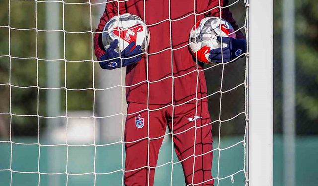 Trabzonspor'da Ernest Muçi'den 12 yıl sonra yeni seri