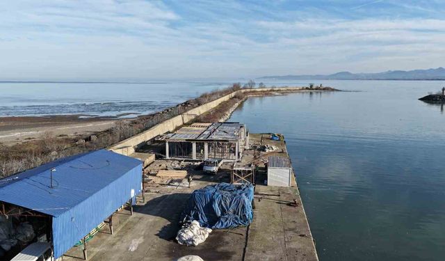 Türk karasuları Samsun'daki yüzen karakol ile daha güvende