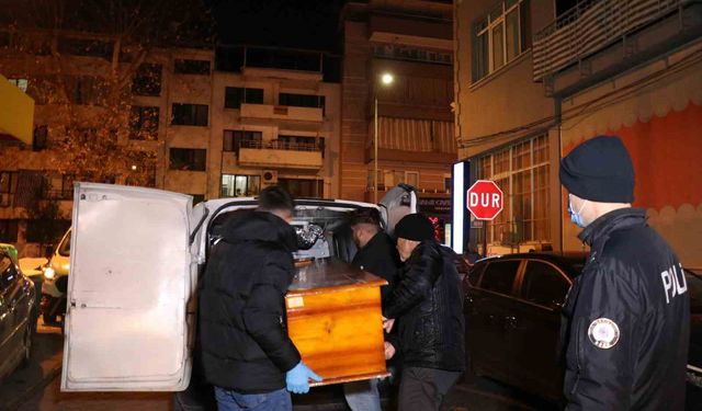 Yalnız yaşayan 93 yaşındaki kadın, yangın sonucu yaşamını yitirdi