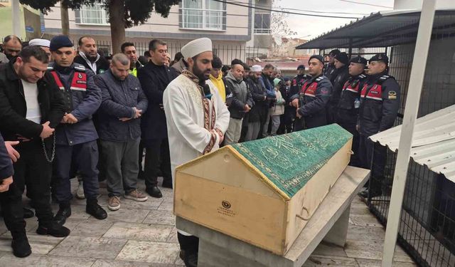 Akranı tarafından öldürülen 16 yaşındaki çocuk defnedildi