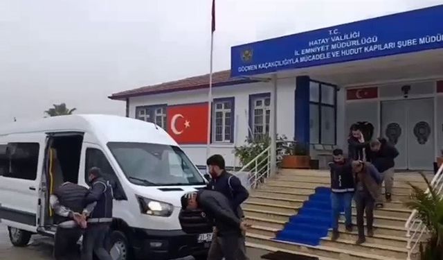 Avrupa ümidiyle yola çıkan 12 göçmen Hatay'da yakalandı