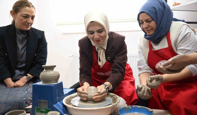 Bakan Göktaş, Erzurum'da Engelli Aktif Yaşam Merkezi'nin açılışını yaptı