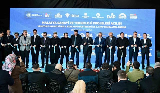 Bakan Kacır: 'Teknoloji üreten ve geliştiren Türkiye idealini gerçeğe dönüştürdük'