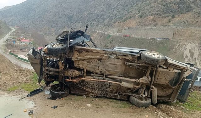 Gümüşhane'de otomobil uçuruma yuvarlandı: 1 ölü