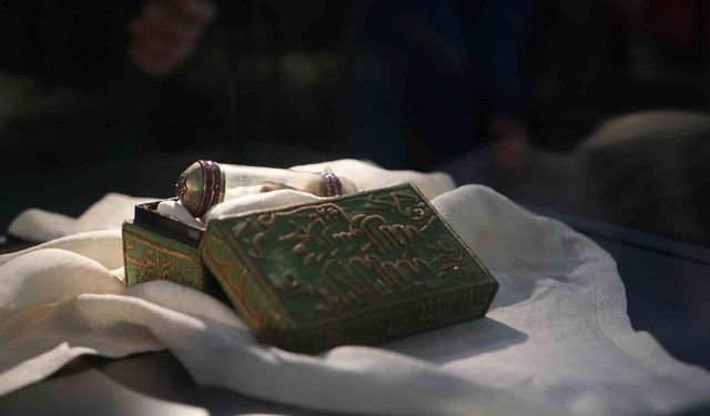 Kutsal Emanetler'in Anadolu yolculuğu Erzurum'dan başladı