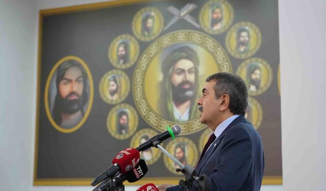 Milli Eğitim Bakanı Prof. Dr. Yusuf Tekin, Erzurum'da cemevini ziyaret etti