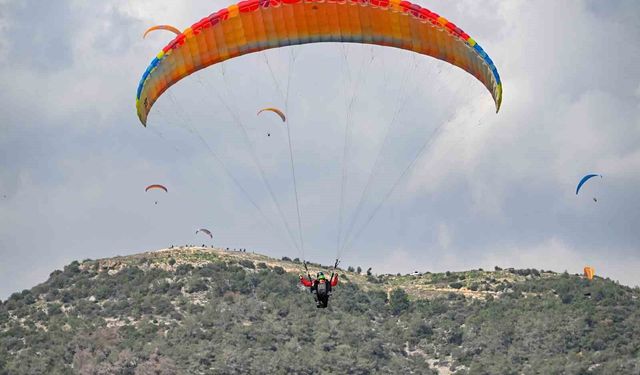 Özel gereksinimli çocuklar gökyüzüyle tanıştı
