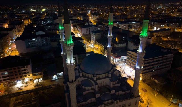Türkiye'de ilk iftar Iğdır'da yapıldı