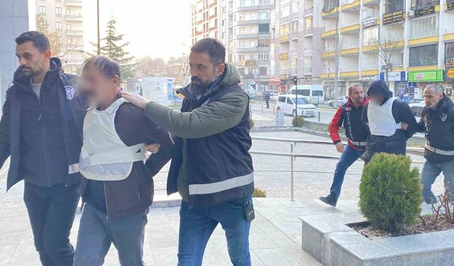 Yaşlı adamı canice katleden zanlı tutuklandı