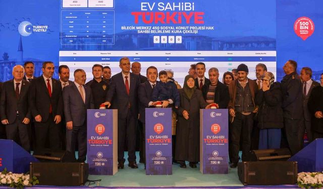 'Yüzyılın Konut Projesi' kapsamında inşa edilecek bin 419 adet sosyal konutun kura çekimi gerçekleştirildi