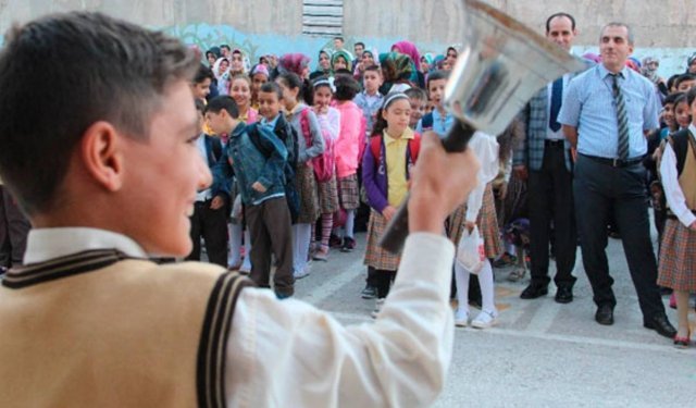 Ara Tatiller Kalkıyor Mu? Bakan Tekin Tartışmalara Nokta Koydu