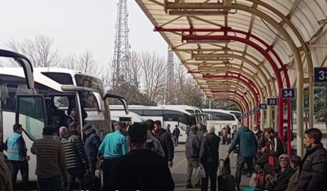 Otobüs terminallerinde bayram yoğunluğu