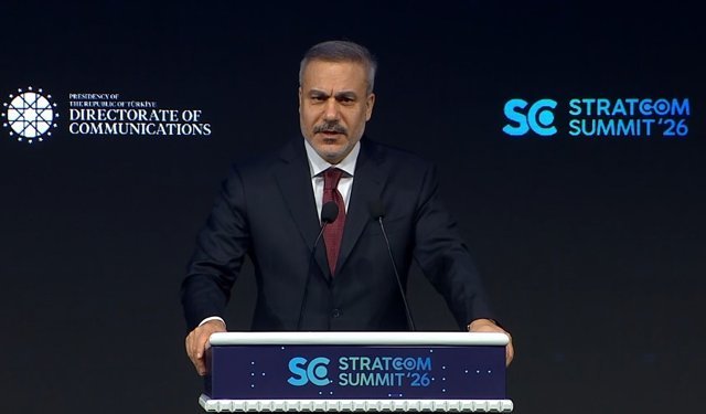 Hakan Fidan’dan bölge ülkelerine uyarı: "Bütün dünya savaşın bedelini ödüyor, bu anlamsız savaşın bitmeli